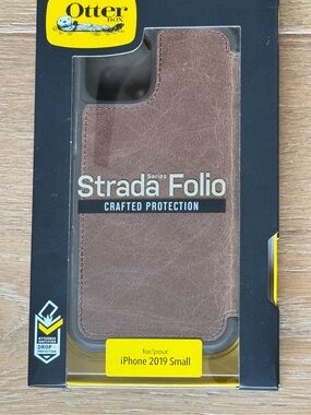New OtterBox Strada Folio Brown Leather Phone Case - iPhone 2019 Small Brown